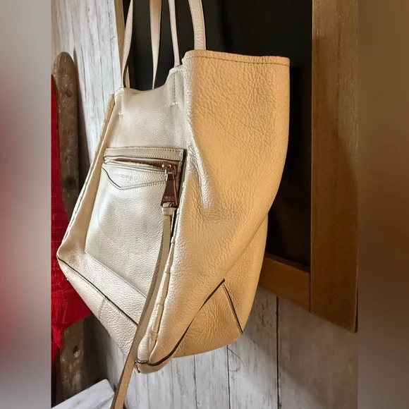Aimee Kestenberg Leather Shoulder Bag Tote Purse Cream and Copper Lining - Picture 5 of 15